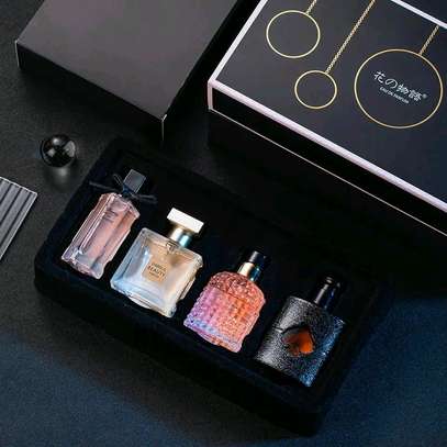 4in1 perfume gift set image 3
