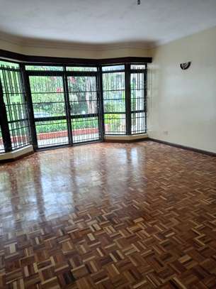 5 Bed Townhouse with Garden in Lavington image 4