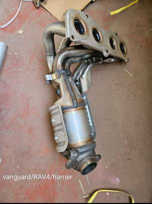 Completely catalytic converter image 2