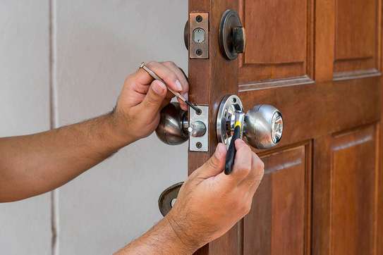 Locksmith Service Nairobi: Key Duplication, Locksmith Service, Car Lock Repair & More. image 1