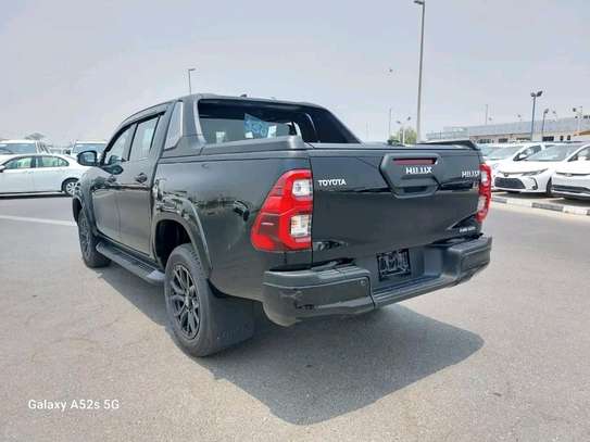 Toyota Hilux double cabin black 2019 diesel image 14