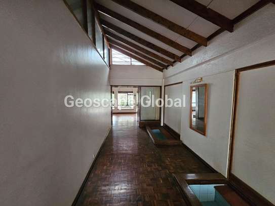 5 Bed House with En Suite in Muthaiga image 21