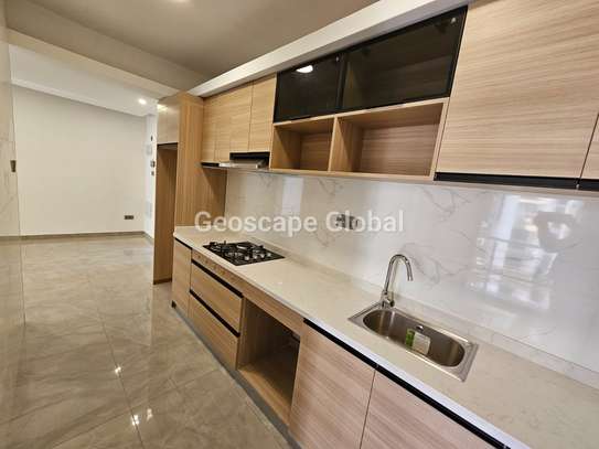 2 Bed Apartment with En Suite in Riverside image 8