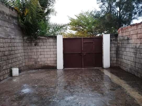 3 Bed House with Garden in Buruburu image 9