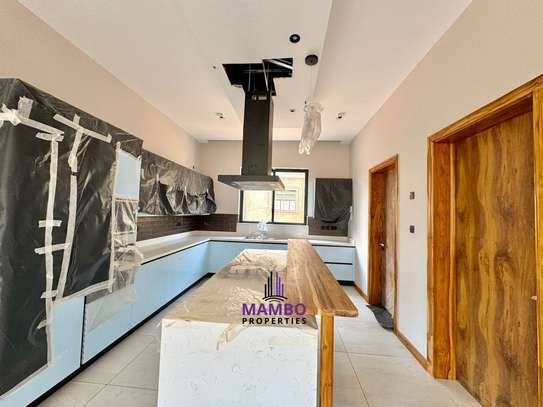 4 Bed Villa with En Suite at Off Loresho Ridge image 27