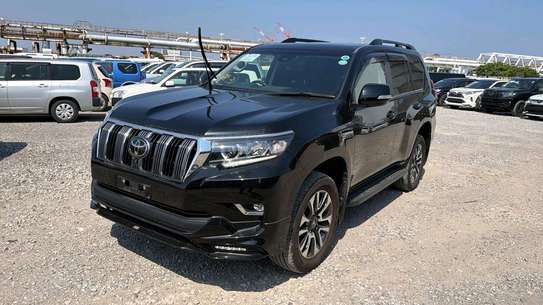 Land cruiser prado TXL 2022 model on sale in Kenya image 2
