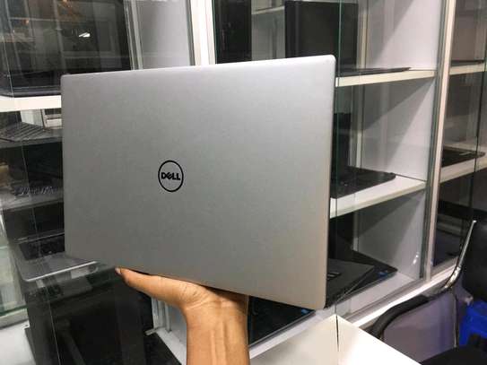 Dell XPS 9360 image 10