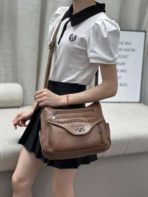 SHOULDER BAGS. SHOULDER BAGS image 5