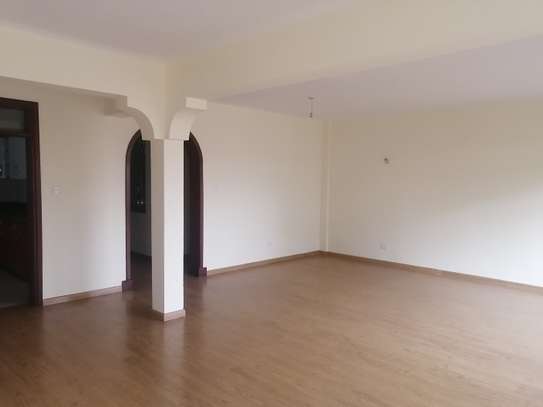 3 Bed Apartment with Aircon in Brookside image 4
