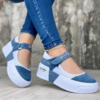 Women buckle strap casual sneakers image 1