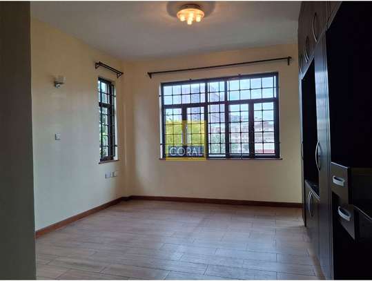 3 Bed Apartment with Lift in Parklands image 14
