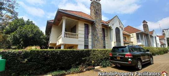 4 Bed Townhouse with En Suite at Lavington Green image 4