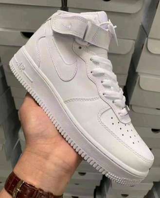 Nike high top shoes image 3