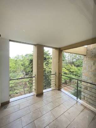 3 Bed Apartment with En Suite in Kileleshwa image 6