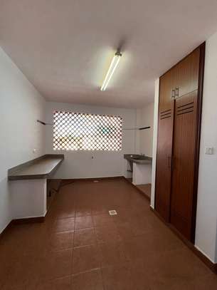 3 Bed Apartment with En Suite at Riverside Drive image 14