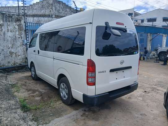 Toyota Hiace 7L Highroof image 2