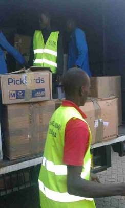 Quicklink Movers.  Affordable and Professional Moving Offers image 1