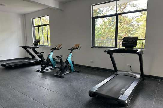 2 Bed Apartment with En Suite in Riverside image 13
