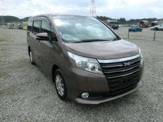 Toyota Noah ( mkopo/HIRE PURCHASE ACCEPTED) image 7