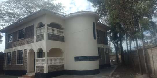 4 Bed House with En Suite in Kitengela image 6