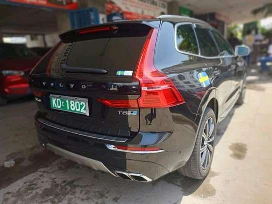 Volvo XC60 image 6