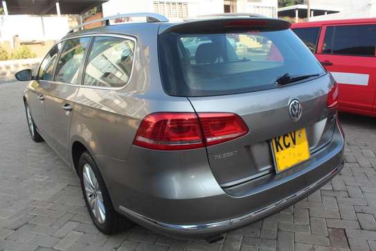 Volkwasgen passat station wagon image 7