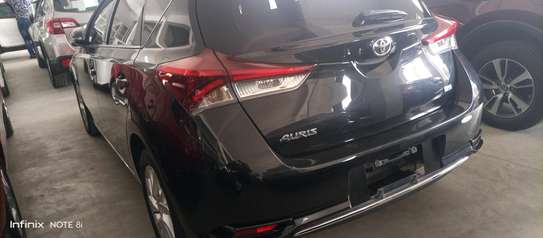 Toyota auris image 5