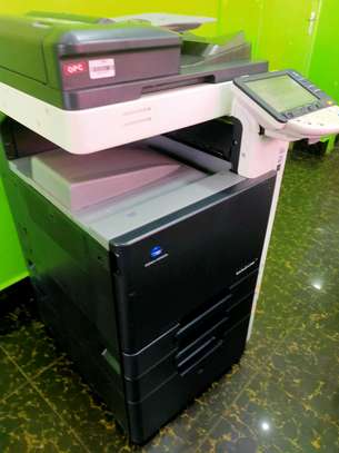 Heavy Duty Konica Minolta Bizhub C220 Colored Photocopier Machine Pigiame