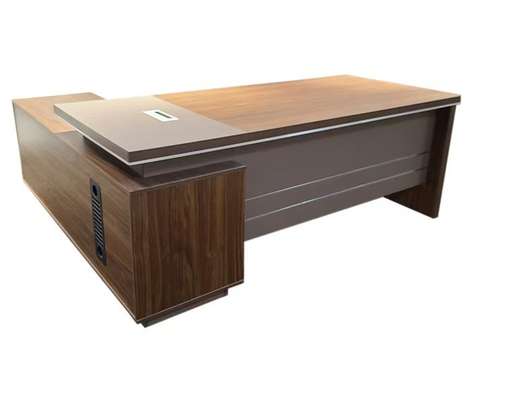 Office Desk: 1600mm Manager Staff Office Desk image 2