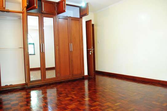 3 Bed Apartment with Swimming Pool in Riverside image 12