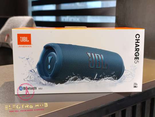 JBL Charge 5 speaker, powerful JBL Original Pro sound image 1