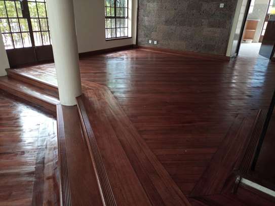 5 Bed Townhouse with Gym in Lavington image 2