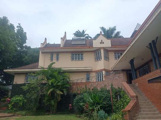 5 Bed House with En Suite in Muthaiga image 2