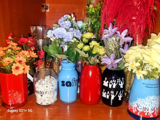 Flower vases image 1
