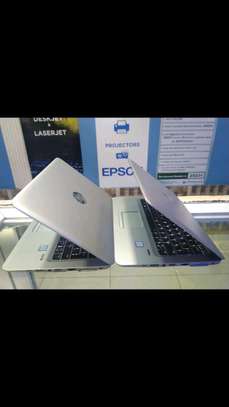 HP EliteBook 820 G3~Core i7 @ KSH 30,000 image 3