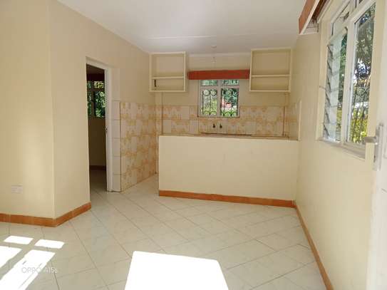 4 Bed House with En Suite in Lake View image 40