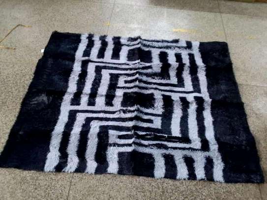 Quality pattern fluffy carpets size 5*8 image 1