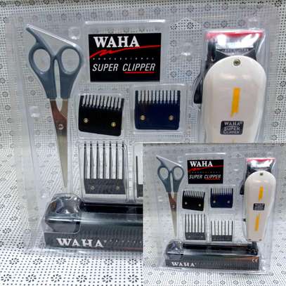 WAHA blister pack shaver image 1