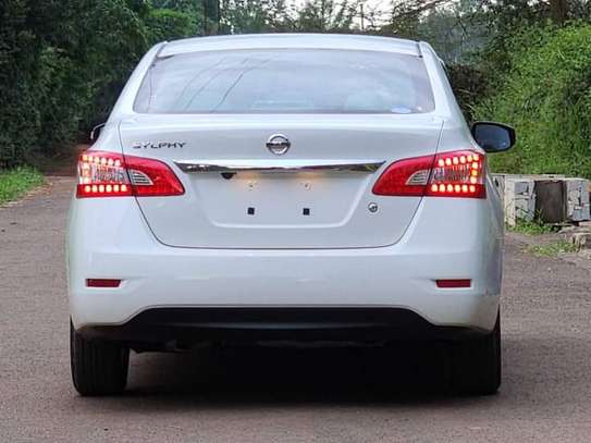 2016 NISSAN SYLPHY image 2