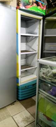 Display freezer upright image 1