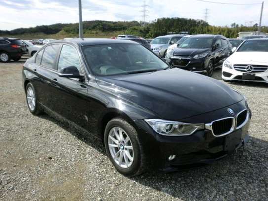 BMW 320i black (MKOPO/HIRE PURCHASE ACCEPTED) image 2