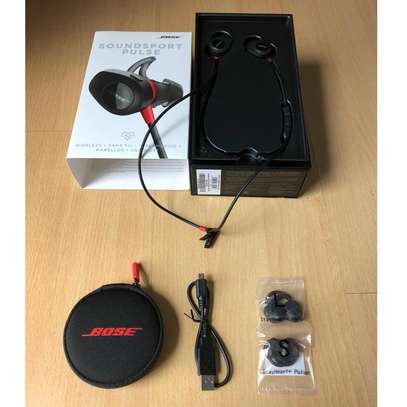 Bose SoundSport Pulse Wireless Headphones image 9