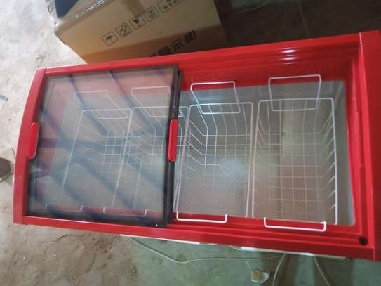 ICECOOL GLASSTOP CHEST FREEZER SC-239 image 6