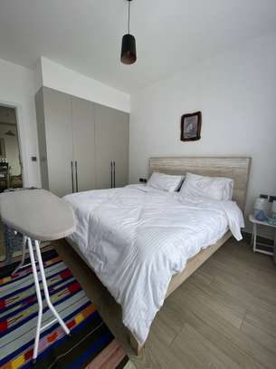 3 Bed Apartment with En Suite in Riverside image 6
