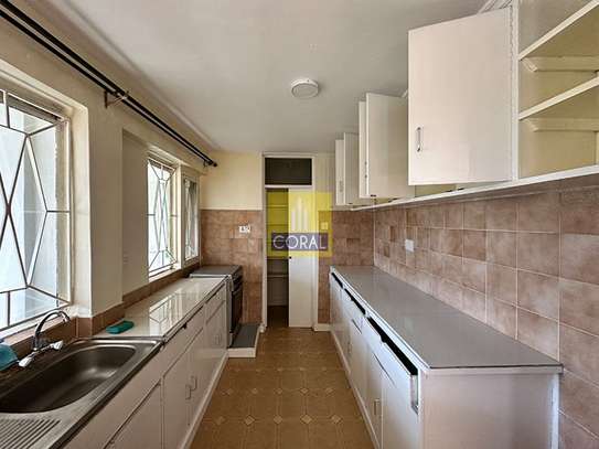 2 Bed Apartment with En Suite in Brookside image 1