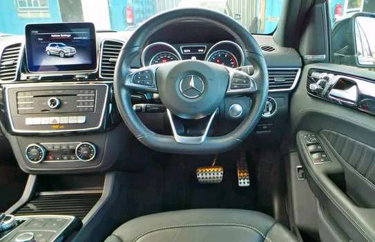 2017 Mercedes GLE43 image 3