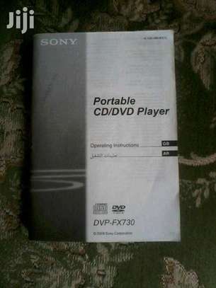 SONY portable DVD/USB player + 5 free movies image 6
