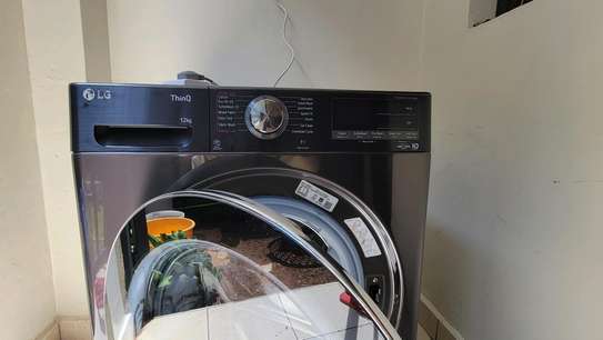 12kg - LG washing machine image 1