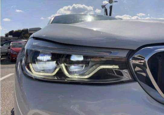 BMW 6 SERIES image 9