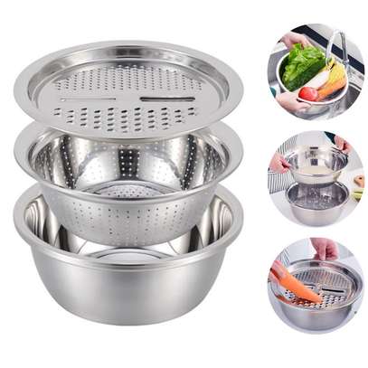 Stainless steel 3in1 set of grater collander & bowl image 1
